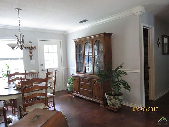 3rd image of 15581 Lakeside Dr