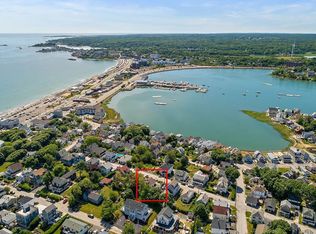 27 Roosevelt Ave, Hull, MA 02045