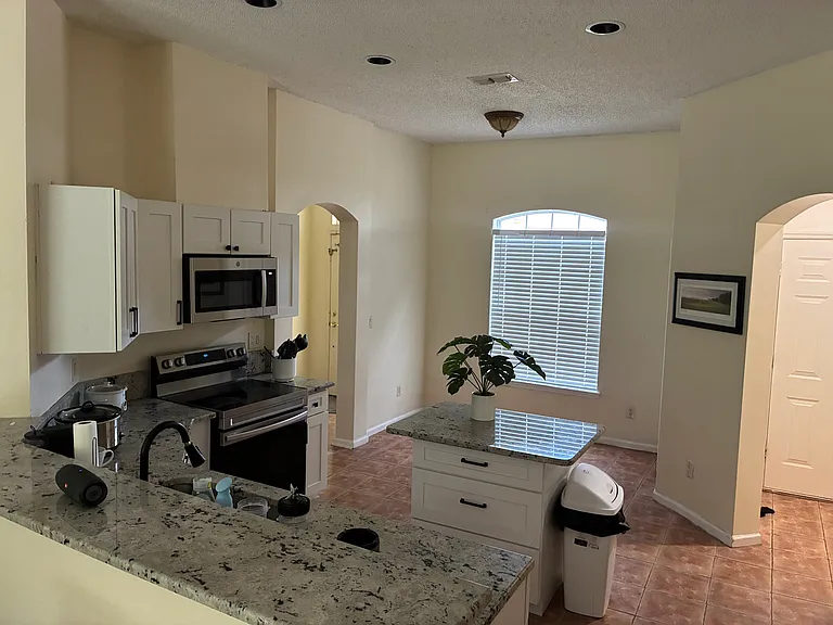 2802 Coachman Lakes Dr — Photo 9