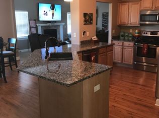 1815 Woodland Way, Slinger, WI 53086