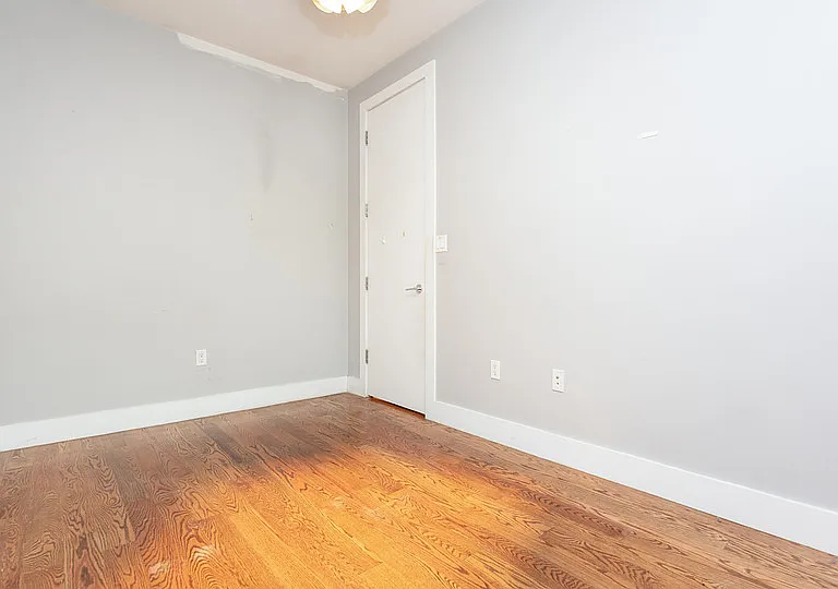 102 Rogers Ave #4 — Photo 13