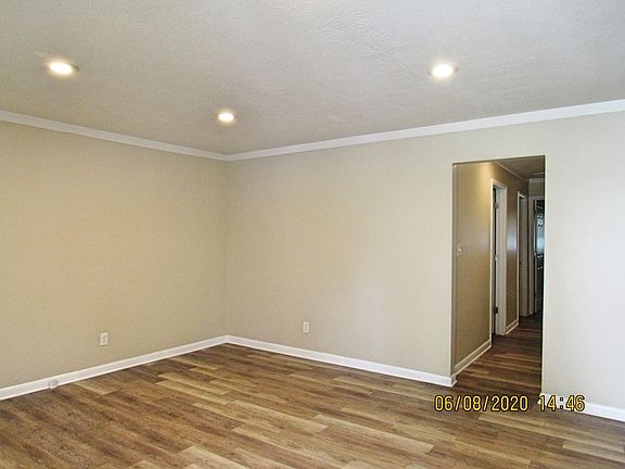 3rd image of 2350 N Arsenal Ave