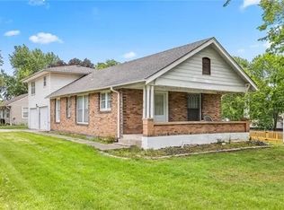816 County Line Rd, Kansas City, KS 66103
