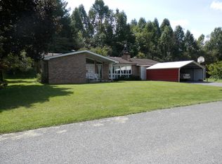445 Chapman Rd, Dryden, VA 24243