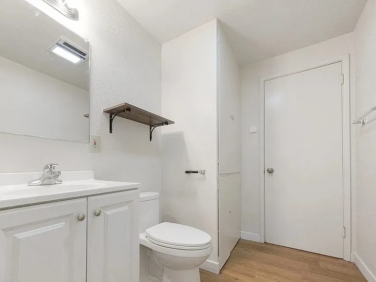 2020 Eastlake Ave E #2 — Photo 11