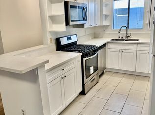 5259 Cartwright Ave #102, North Hollywood, CA 91601