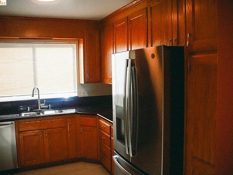 1316 Russell St — Photo 5