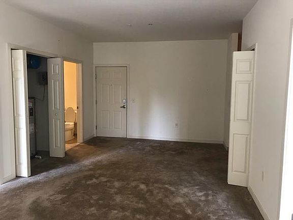 dining area/living room