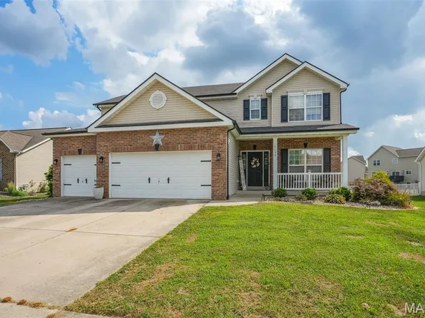 2708 Ambridge Dr, Shiloh, IL 62221