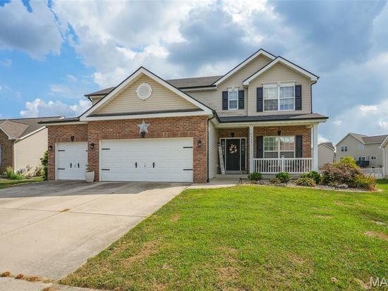 2708 Ambridge Dr, Shiloh, IL 62221