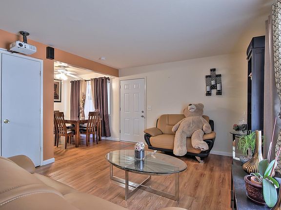 5th image of 3405 Agate Dr
