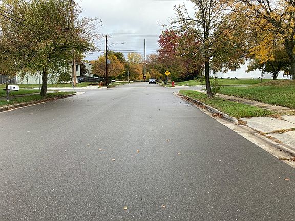 4th image of 5708 Picardy St