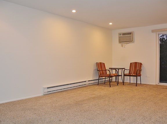 5th image of 9725 S Keeler Ave APT 304
