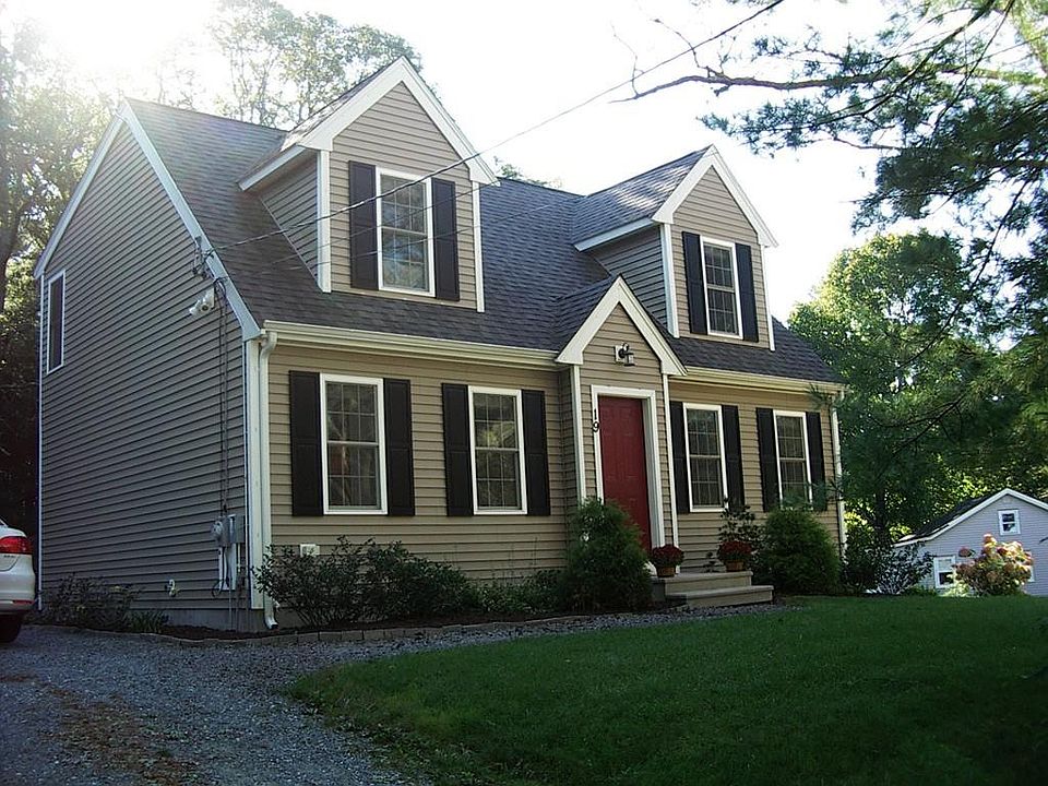 1st image of 19 Buzzards Bay Dr