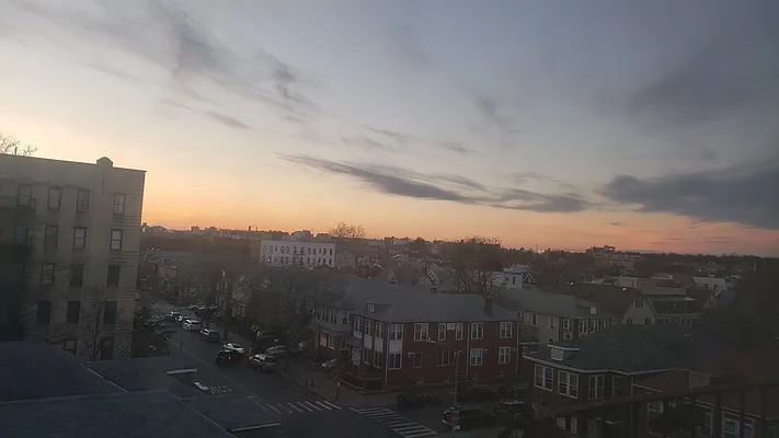 Rented by Max & Associates Realty Corp | media 20