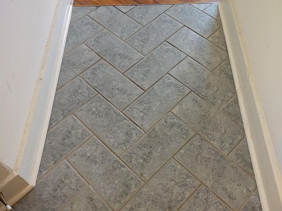 3rd image of 23 S Indian Aly APT 2