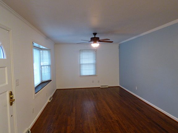 2nd image of 5530 Rosewood St
