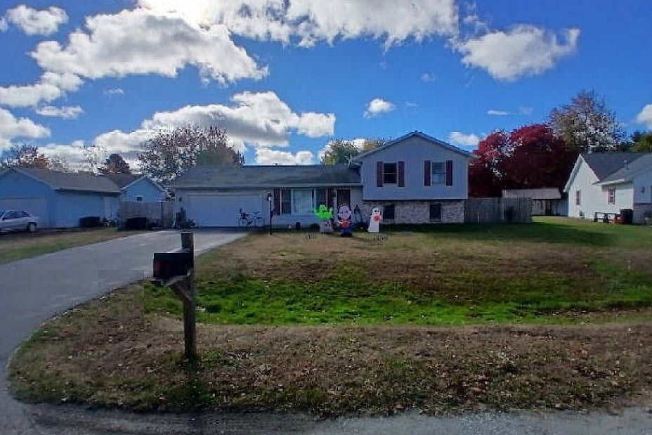 1st image of 3357 Sapphire Ln