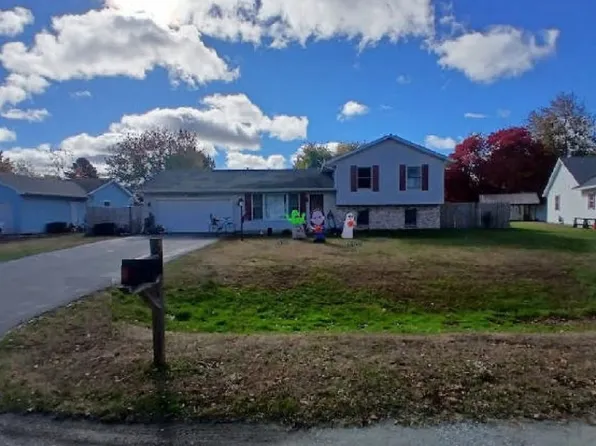 3357 Sapphire Ln, Fort Gratiot, MI 48059