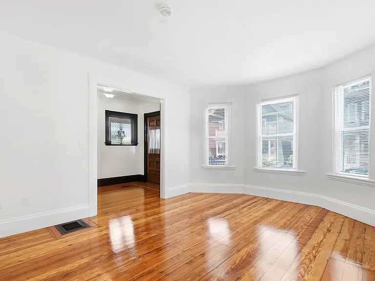 61 Edwin St #1 — Photo 7