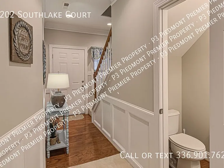 1202 Southlake Ct — Photo 19