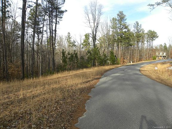 4th image of 28 Miners Creek Dr