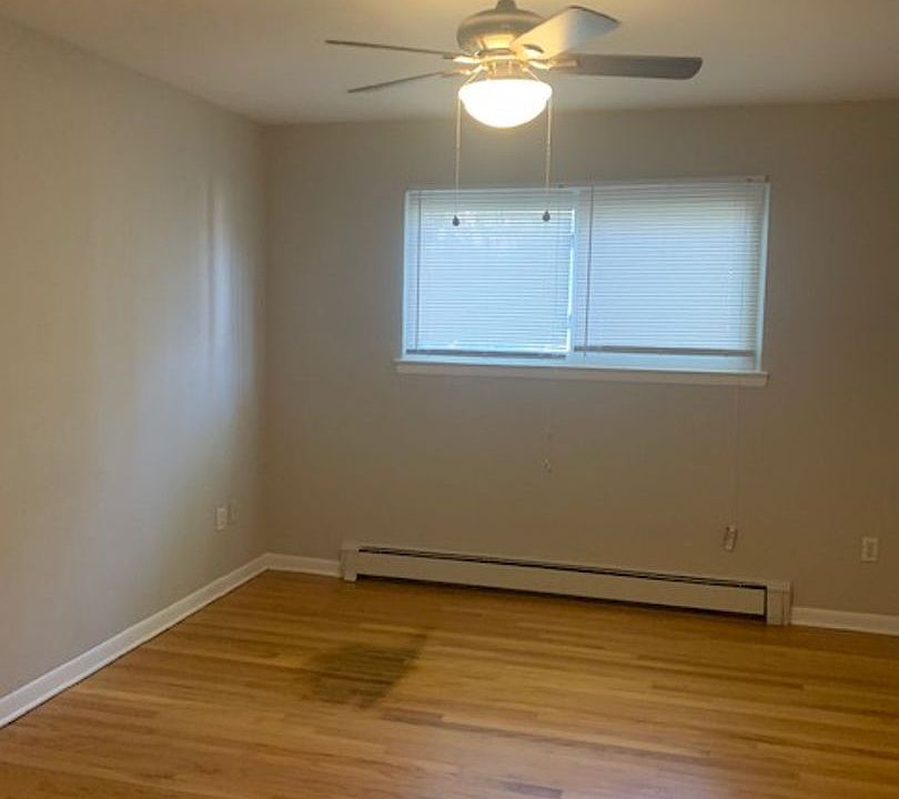 1st image of 1305 W Nine Mile Rd APT 8