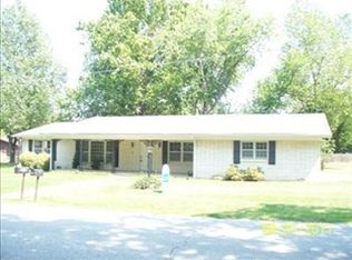 1010 N Claud Ave, Bolivar, MO 65613