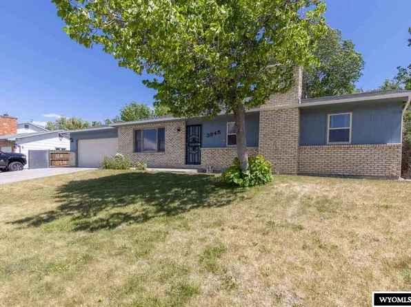 3845 Placid Dr, Casper, WY 82604