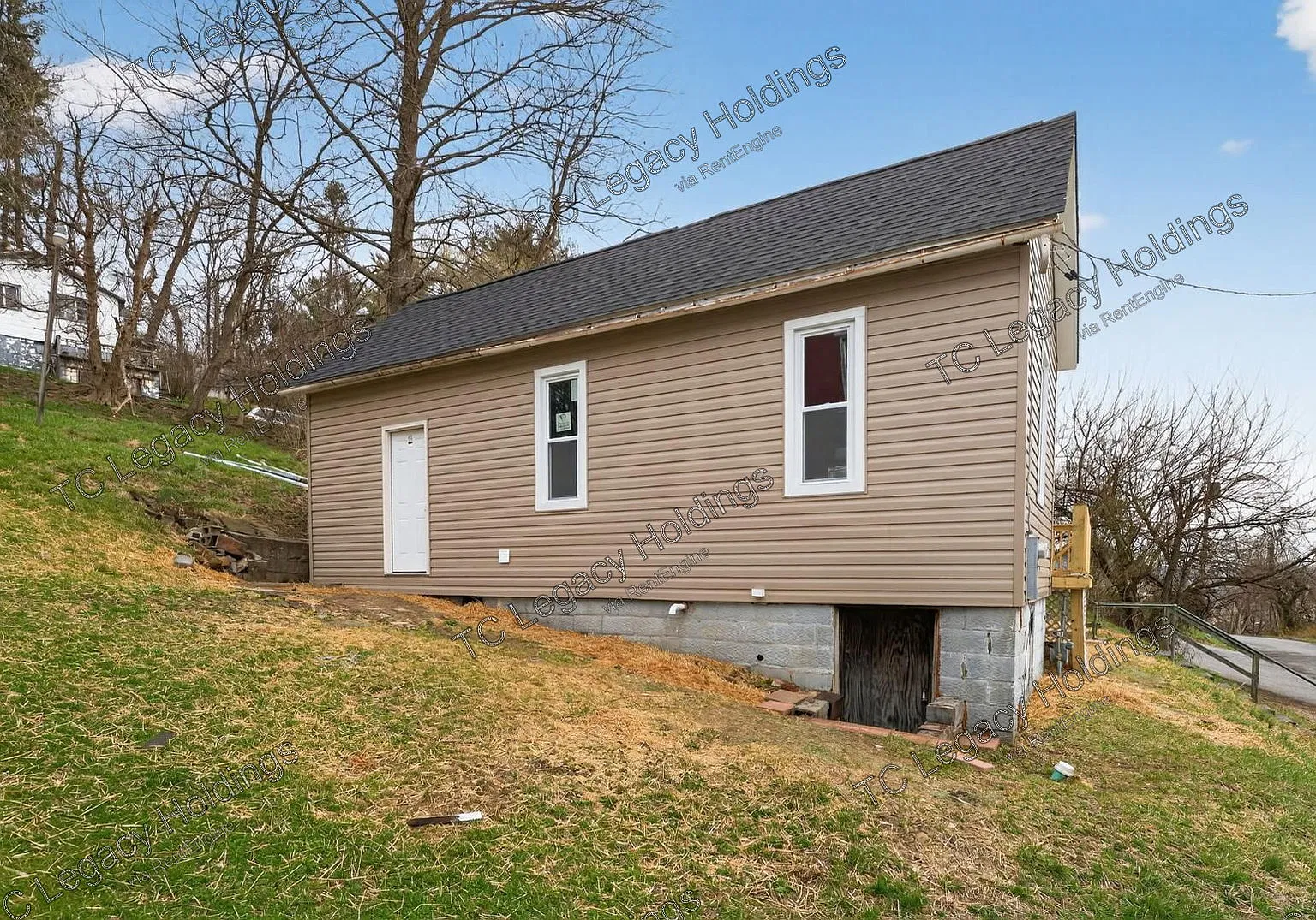2 bed, 1.0 bath, 798 sqft, $950 — Photo 4