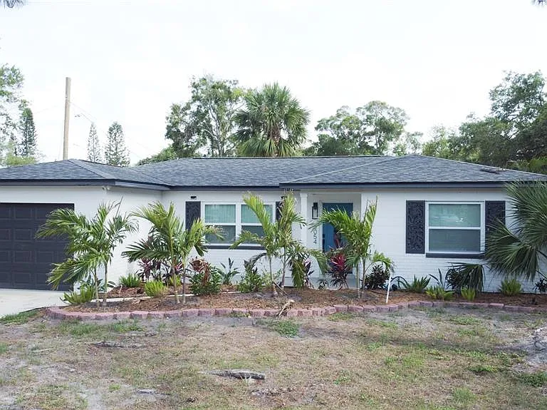 3054 Adrian Ave — Photo 25