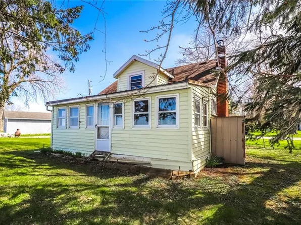 5834 W Wautoma Beach Rd, Hilton, NY 14468