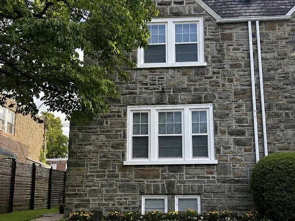820 Kerper St, Philadelphia, PA 19111