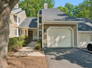 48 Eton Ct, Bedminster Twp., NJ 07921
