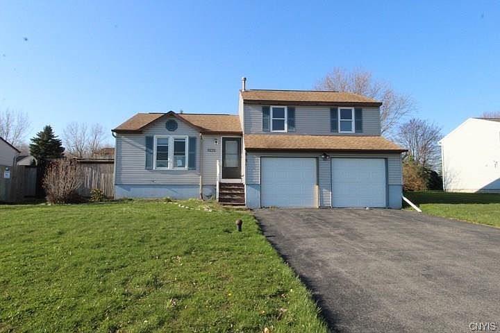 1st image of 8151 Toscano Dr