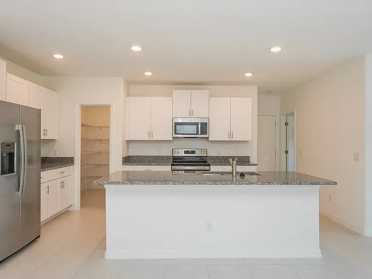 2037 Skybrooke Blvd — Photo 7