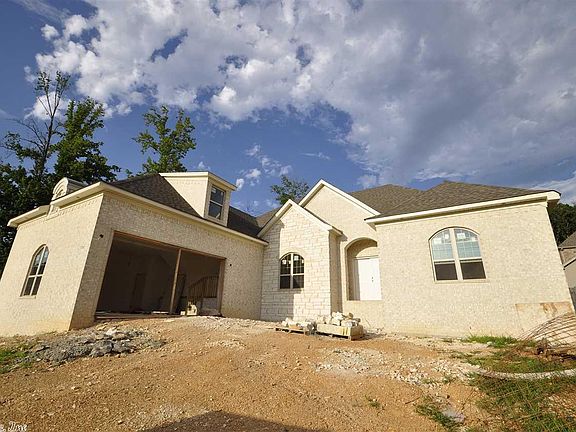 3rd image of 3718 Sterling Oaks Dr