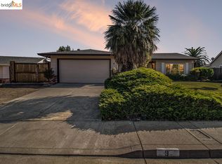 9 Clairmont Pl, Pittsburg, CA