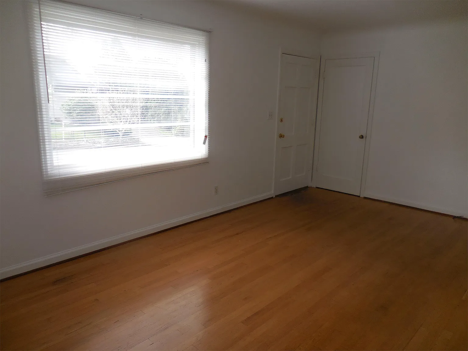 Bulr01: 4121 Se Ellis - 1 — Photo 3