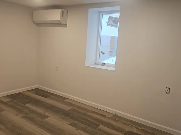 (undisclosed Address), Hempstead, NY 11550