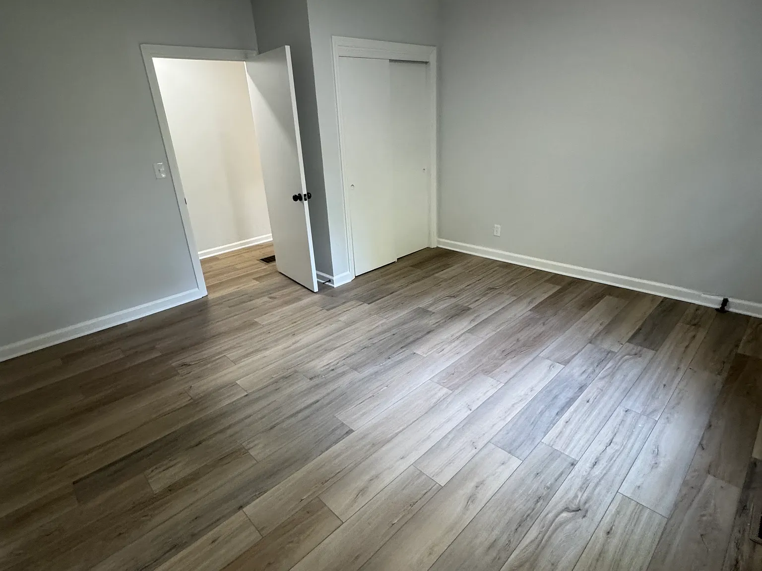 4 bed, 1960 sqft, $2,500 — Photo 4