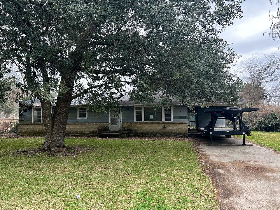 1st image of 77265 Landry Dr