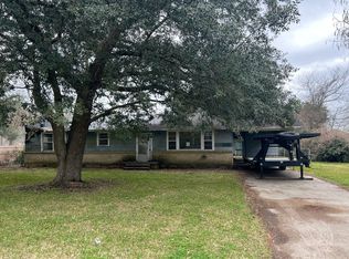 77265 Landry Dr, Maringouin, LA 70757