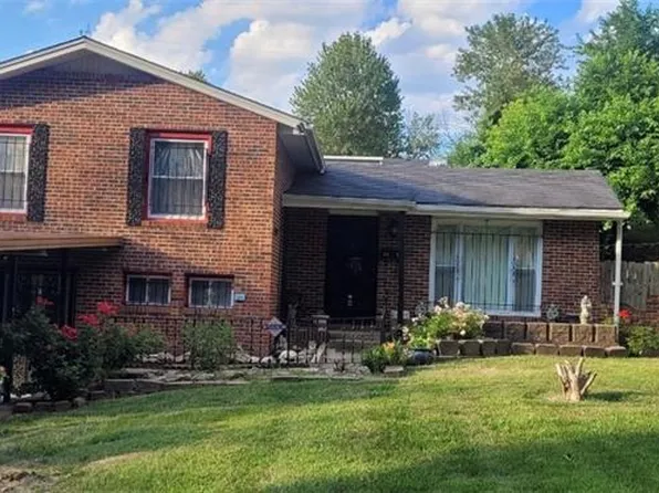 3907 E 46th St, Kansas City, MO 64130