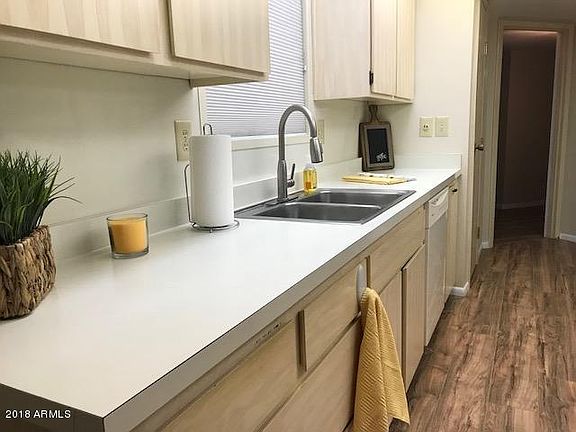3rd image of 10405 W Loma Blanca Dr