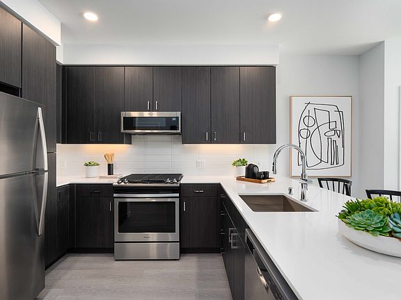 5th image of 2700 W El Camino Real APT 421