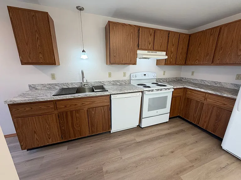2717 Humboldt Rd — Photo 37