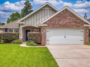 5867 Dunridge Dr, Pace, FL 32571