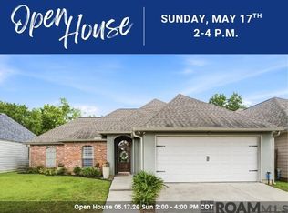 8629 E Cypress Point Ct, Baton Rouge, LA 70809