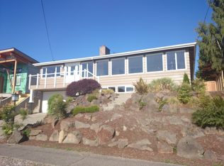 2565 25th Ave W, Seattle, WA 98199